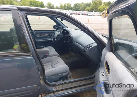 1997 Oldsmobile Cutlass Supreme Series I from USA, damaged, VIN 1G3WH52M9VF349310